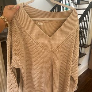 AERIE, cream v neck sweater